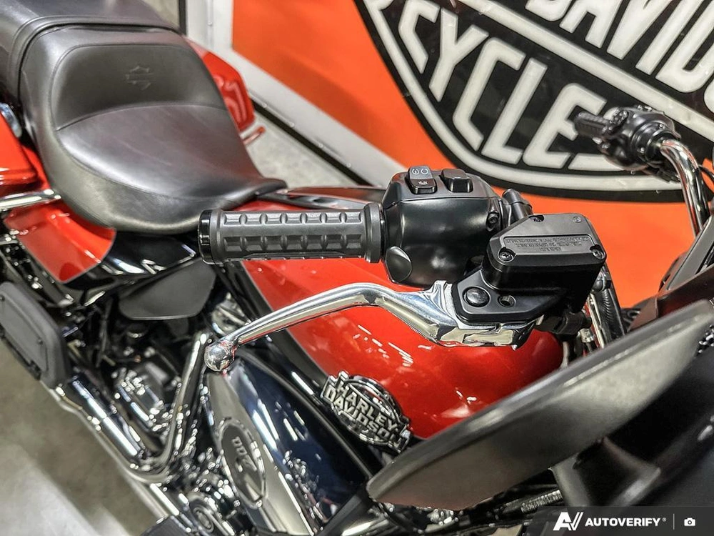 2025 Harley-davidson Street Glide Ultra alt