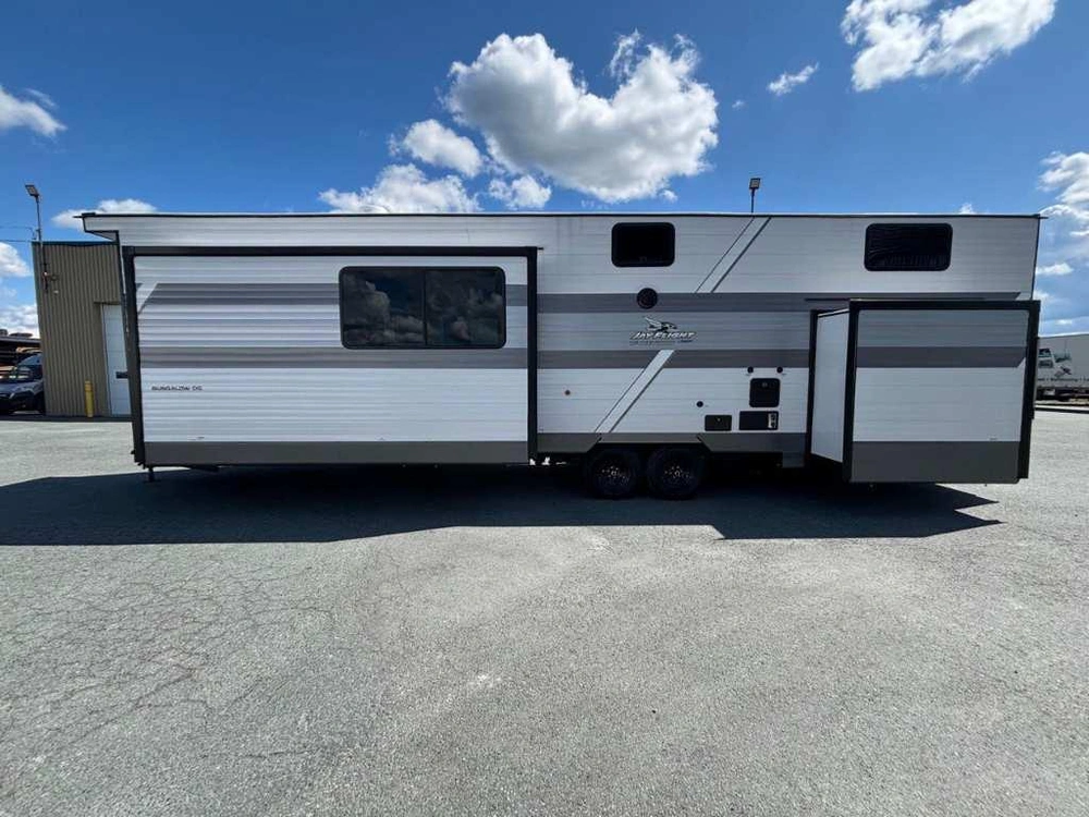Jayco Jay Flight Bungalow 404loft 2027 alt