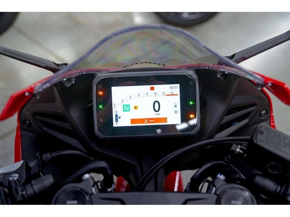 2026 Honda Cbr650r E-clutch alt