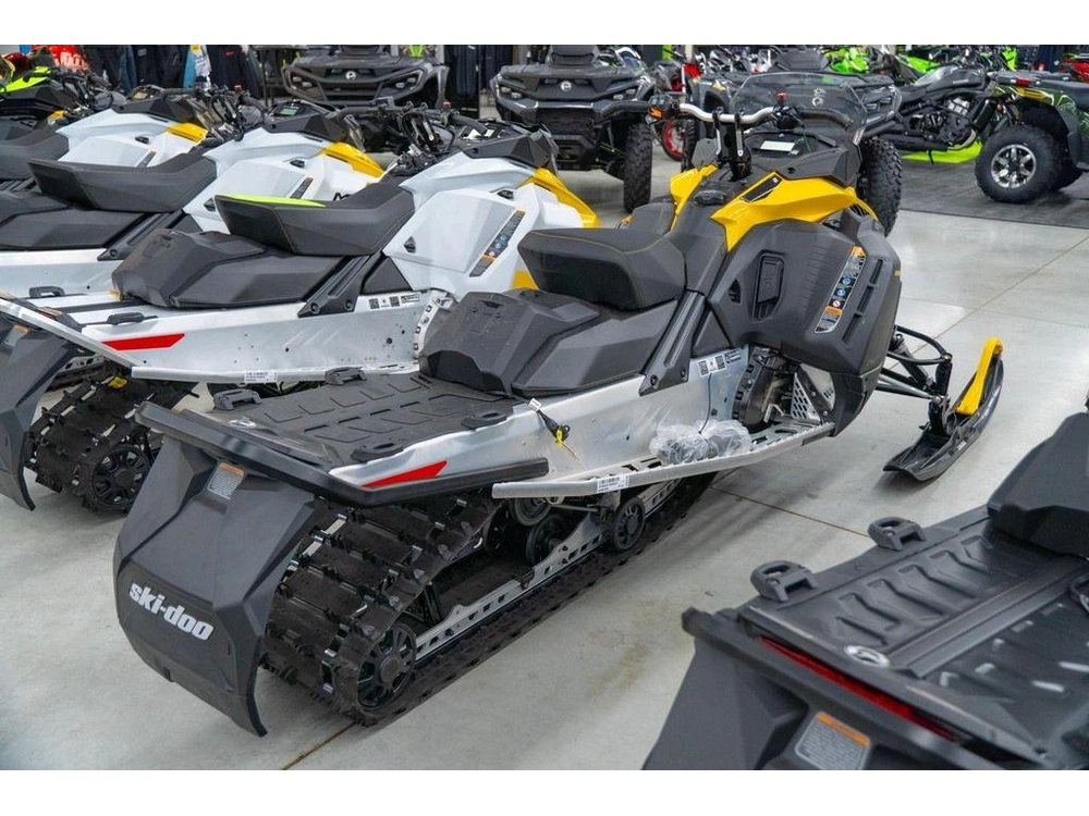 2024 Ski-doo Renegade® Sport Rotax® 600 Ace™ Ripsaw 1.25 alt