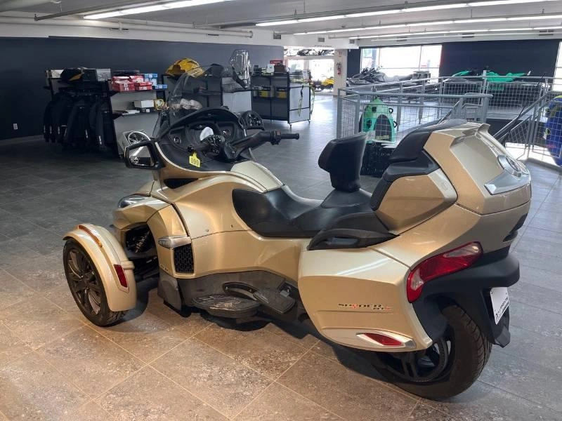 2017 Can-am Spyder Rt-s (se6) Champagne alt