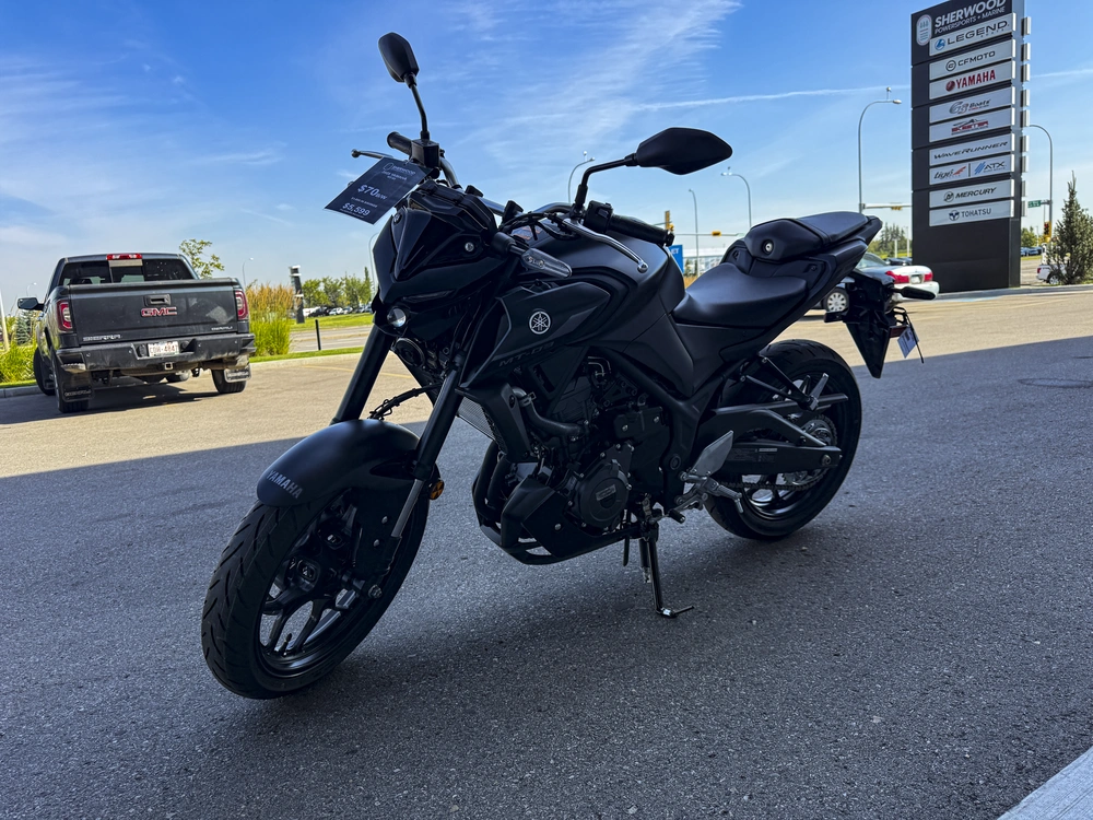 2025 Yamaha Mt-03 alt
