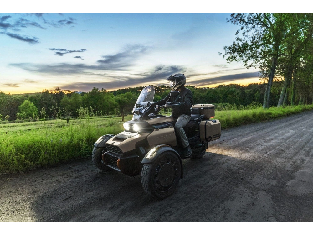 2027 Can-am Canyon Redrock alt