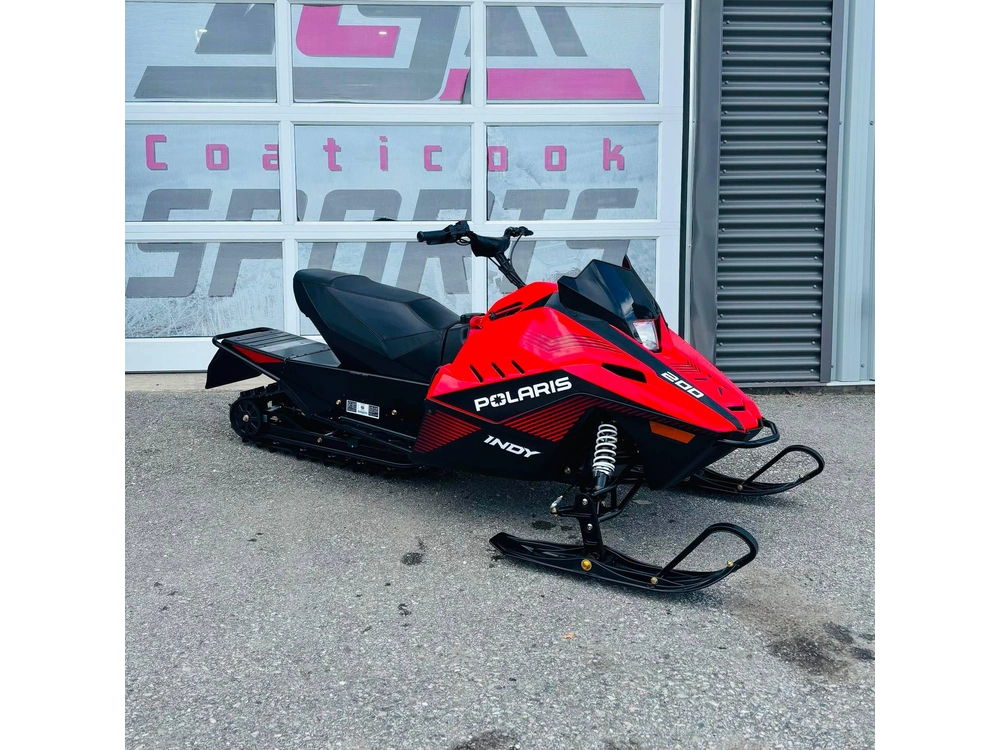 Polaris Indy 200 S27yaa2vsl 2027 alt