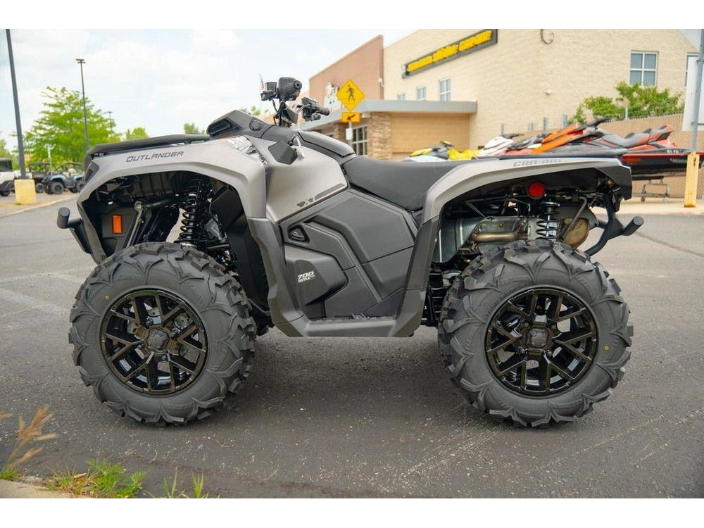 2026 Can-am Outlander Xt 700 alt