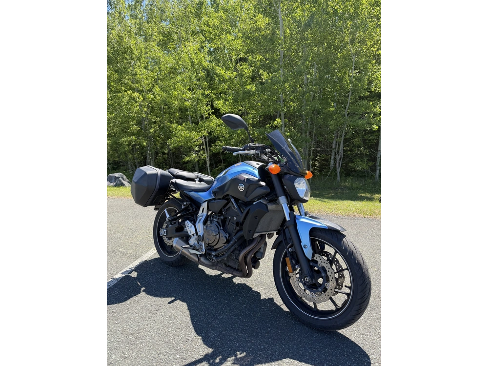 2017 Yamaha Fz-07 alt
