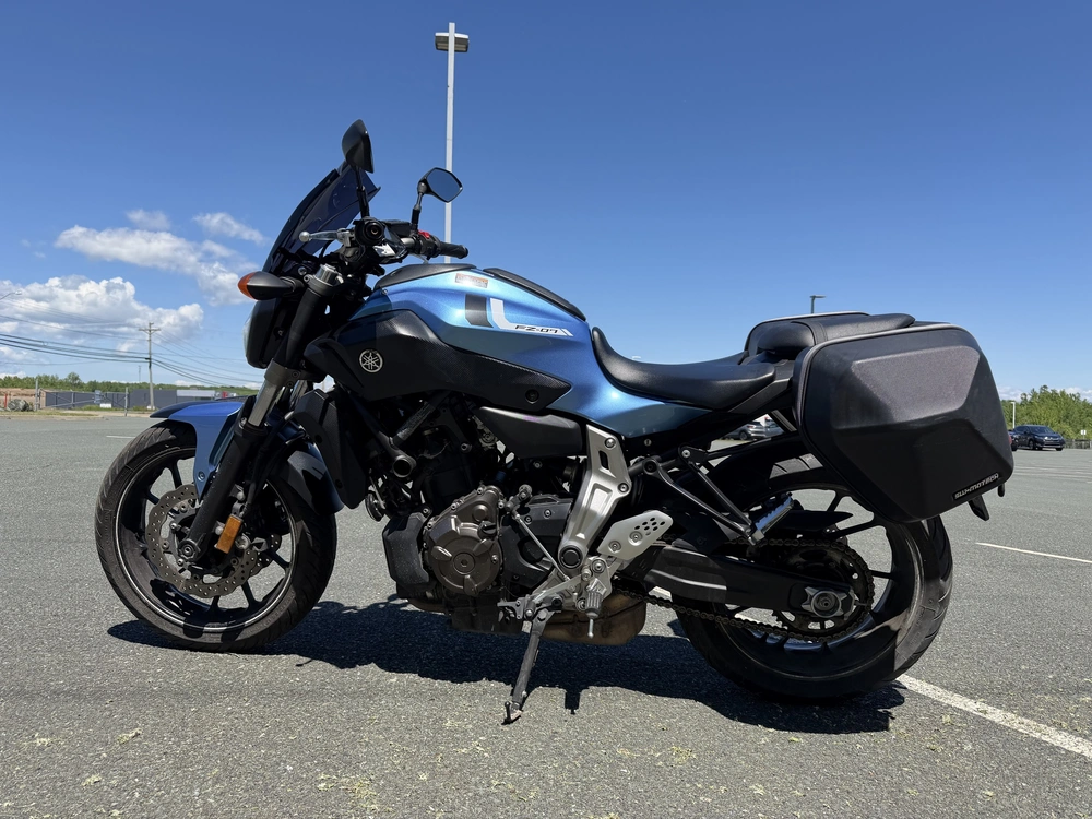 2017 Yamaha Fz-07 alt