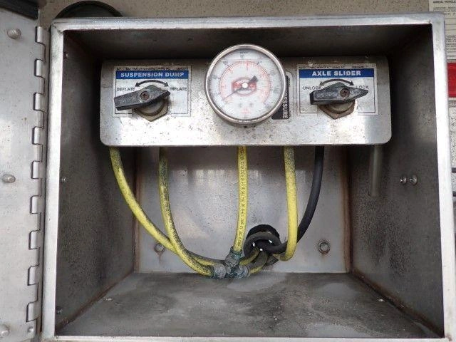 2016 Mac Flatbed