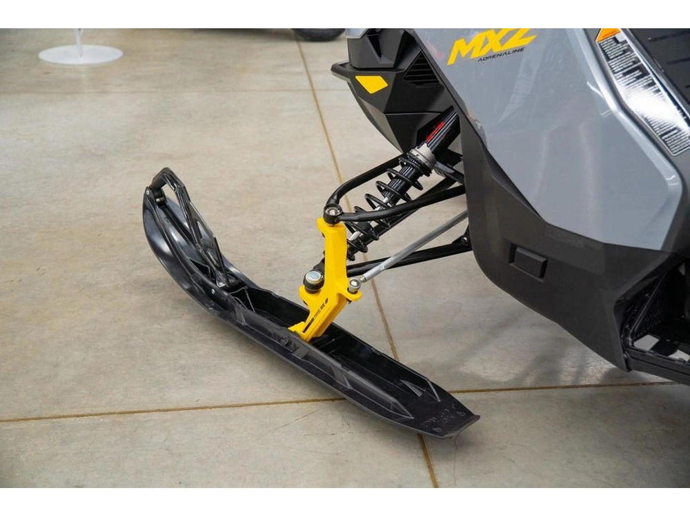 2026 Ski-doo Sm Mxz Adr 850 Gy 137 1.2rs 26 850 E-tec?? 137 1.25 alt