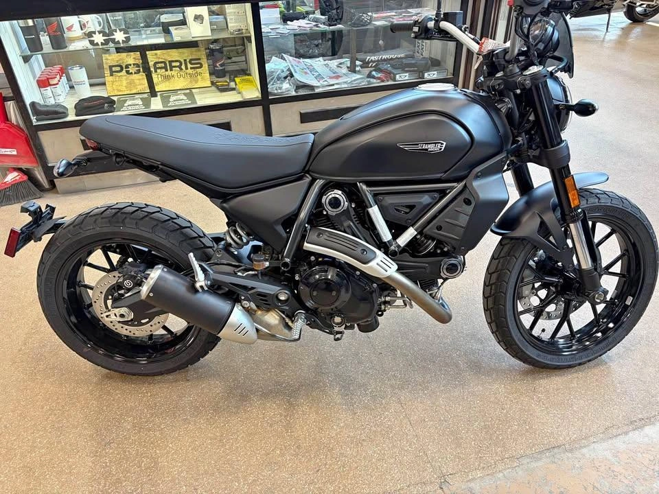 2025 Ducati Scrambler Icon Dark alt