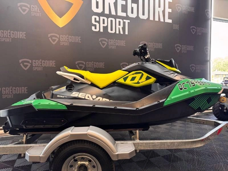 Sea-doo Spark Trixx 2up 2021 alt