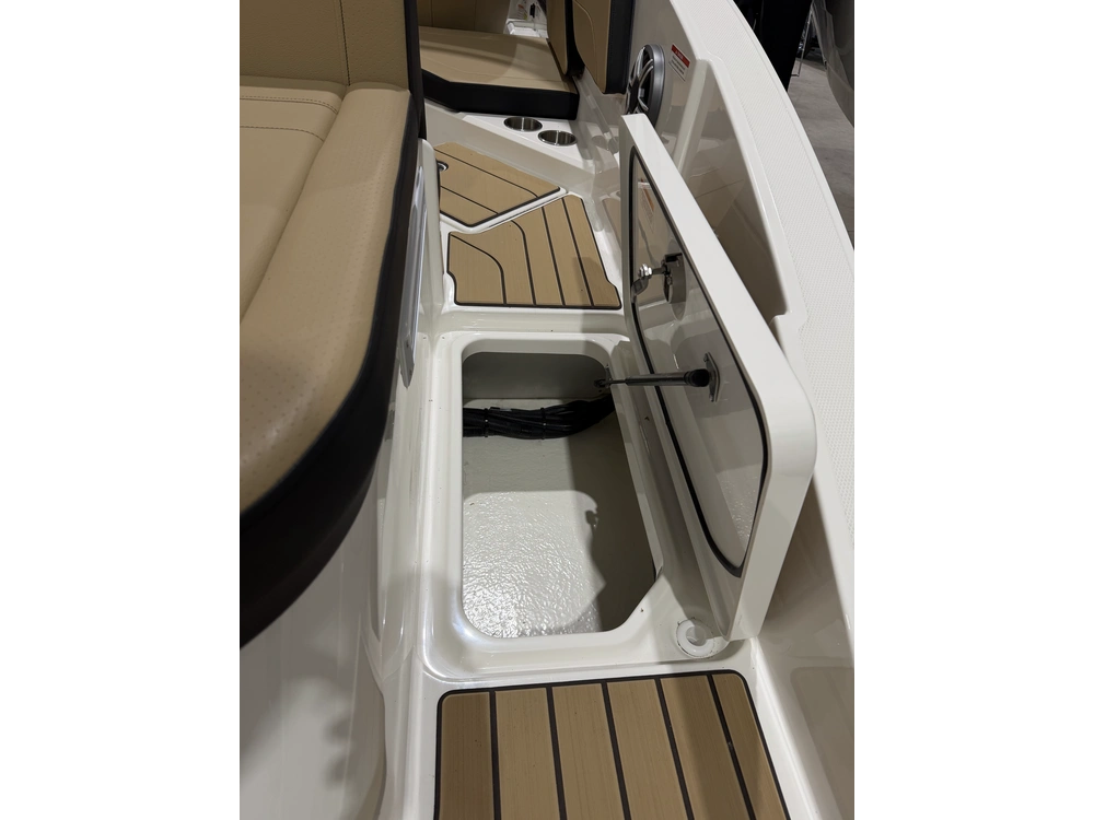 2026 Sea Ray Spx 210