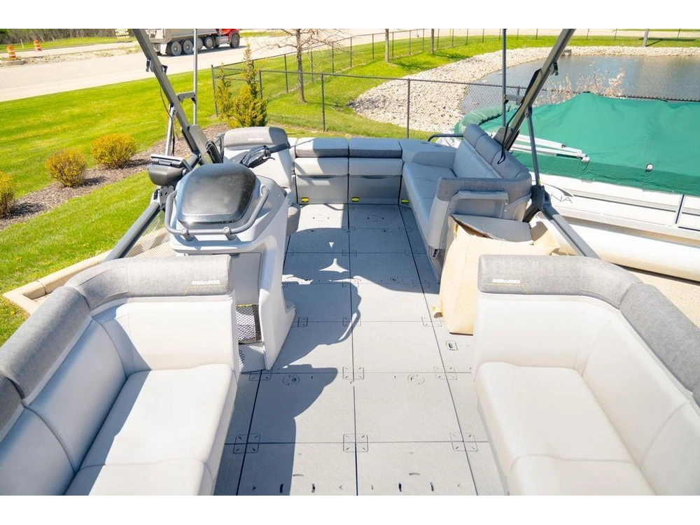 2025 Sea-doo Switch™ Cruise 21 - 230 Hp Painted alt