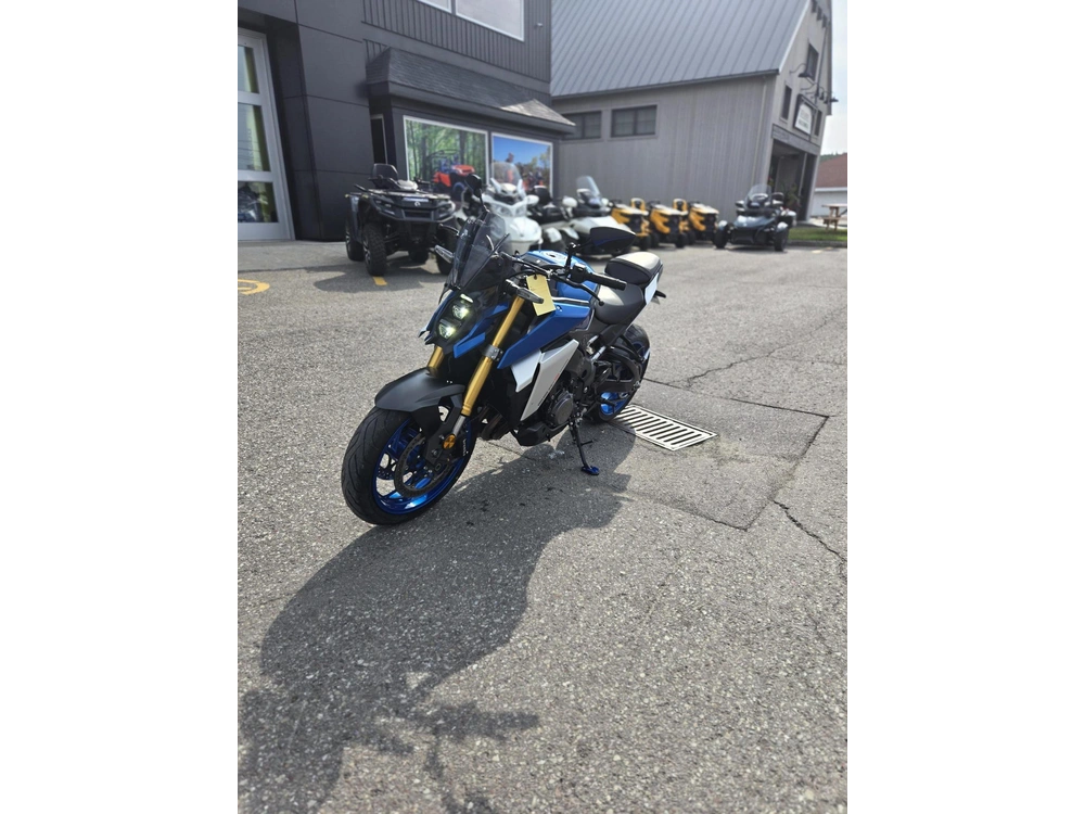 Suzuki Gsx-s 1000 2023 alt