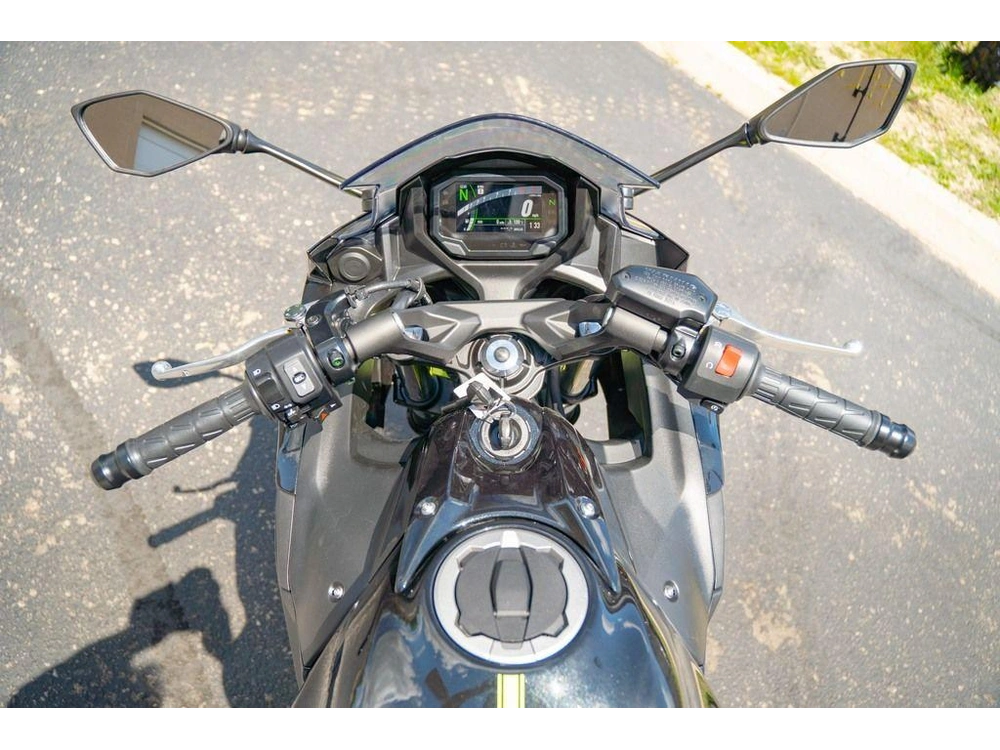2026 Kawasaki Ninja® 650 Abs alt