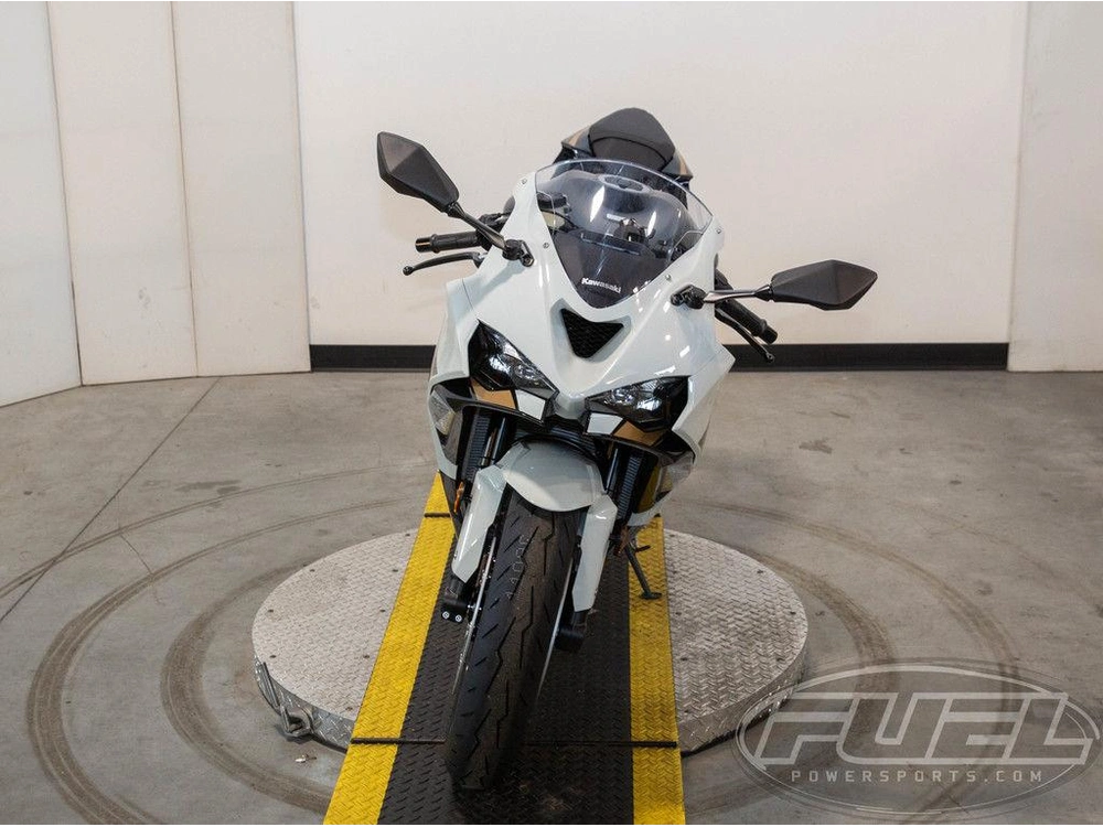 2026 Kawasaki Ninja® Zx™-6r alt