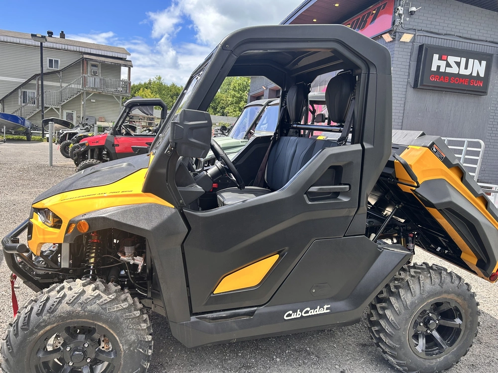 2025 Cub Cadet Challenger 750 750 alt
