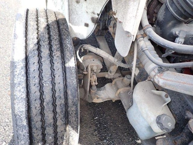 Freightliner M2106 2016