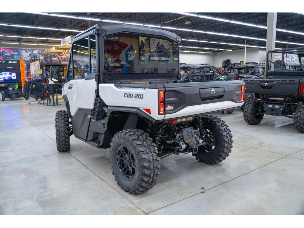 2026 Can-am Defender Limited Hd11 alt