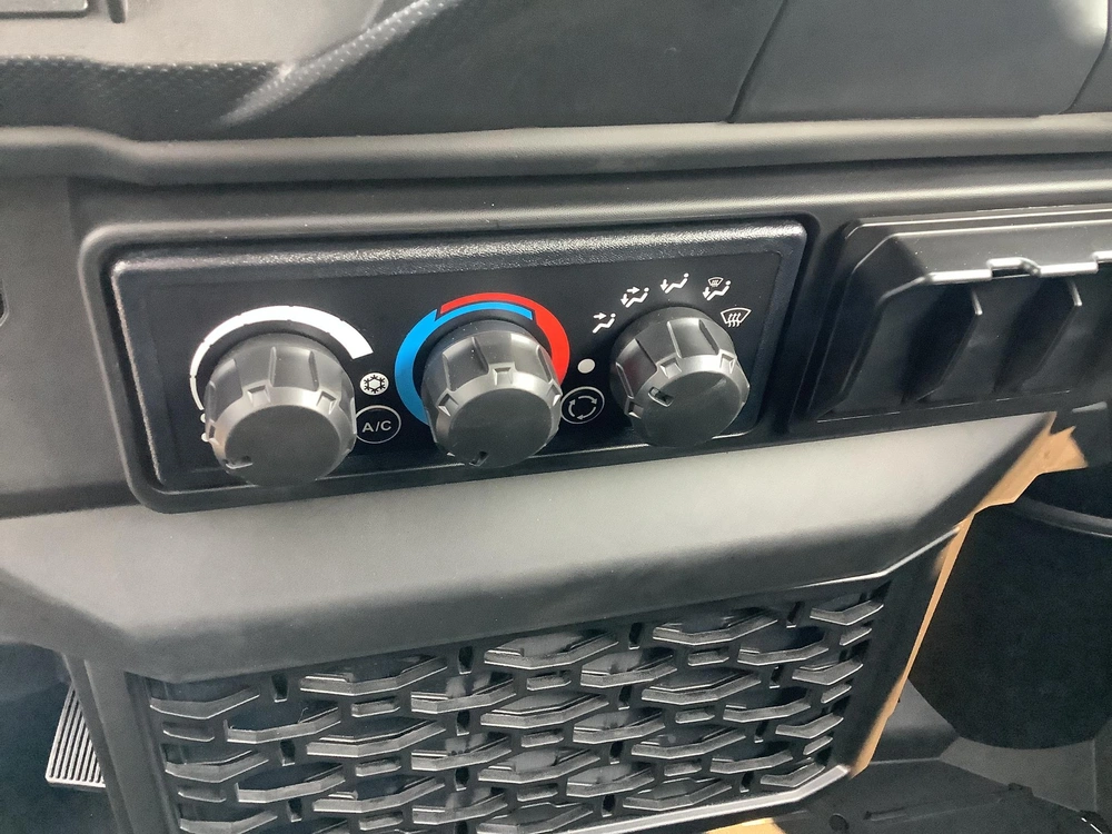 2026 Can-am Defender Hd11 Limited Max alt