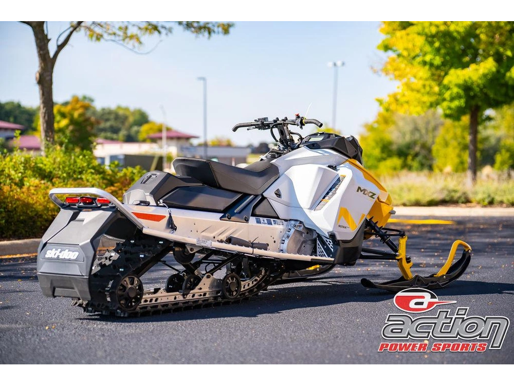 2025 Ski-doo Mxz® Neo® 600 Efi - 40 120 Cobra 1.0 alt