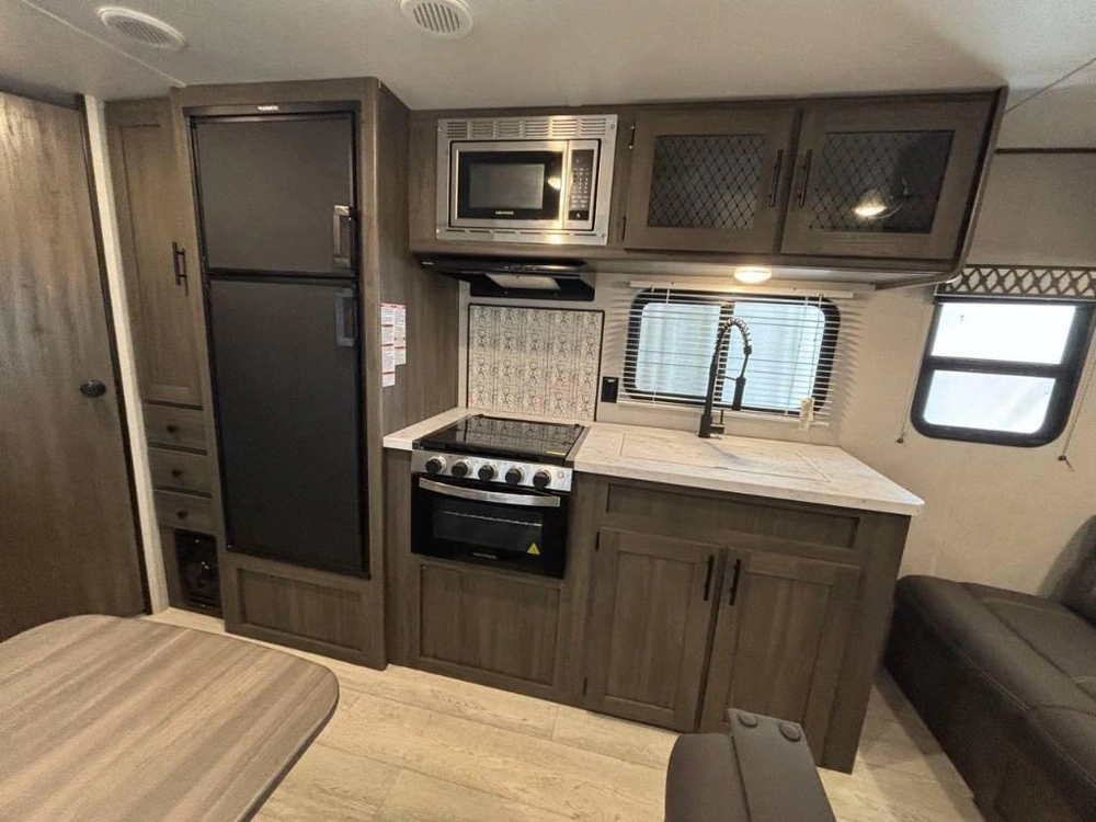 Shasta Shasta 26bh 2022 alt