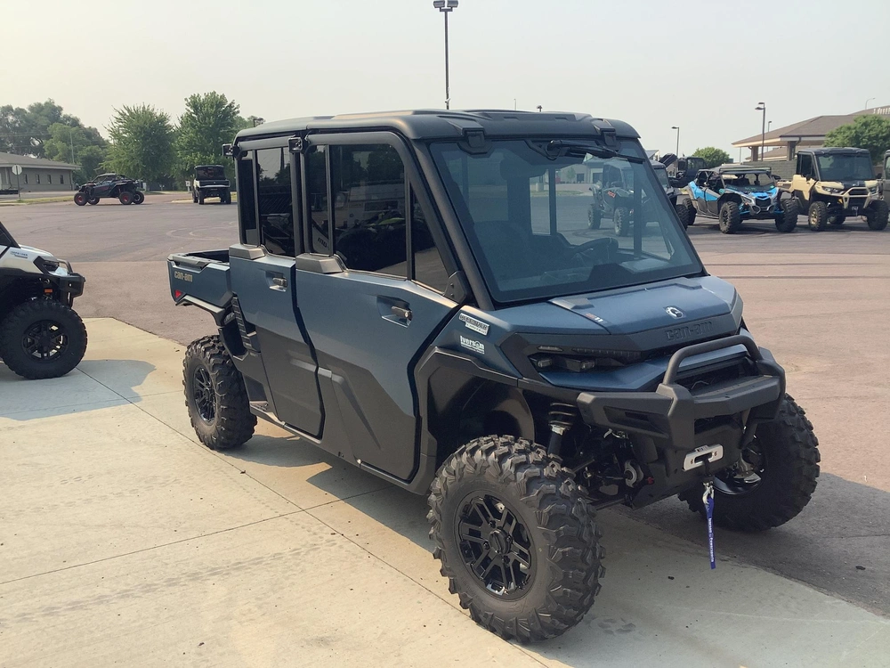 2026 Can-am Defender Hd11 Limited Max alt
