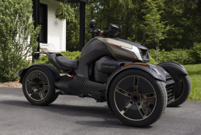 2027 Can-Am Ryker Special Series (900 ACE - 9)