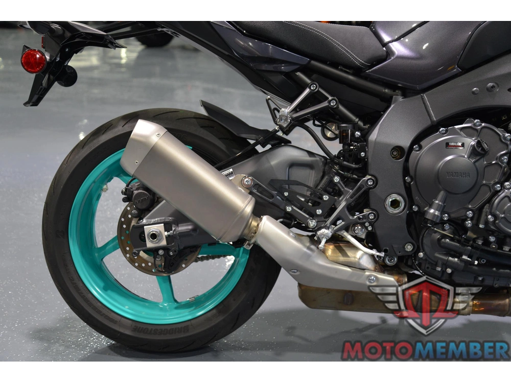 2024 Yamaha Mt-10 alt