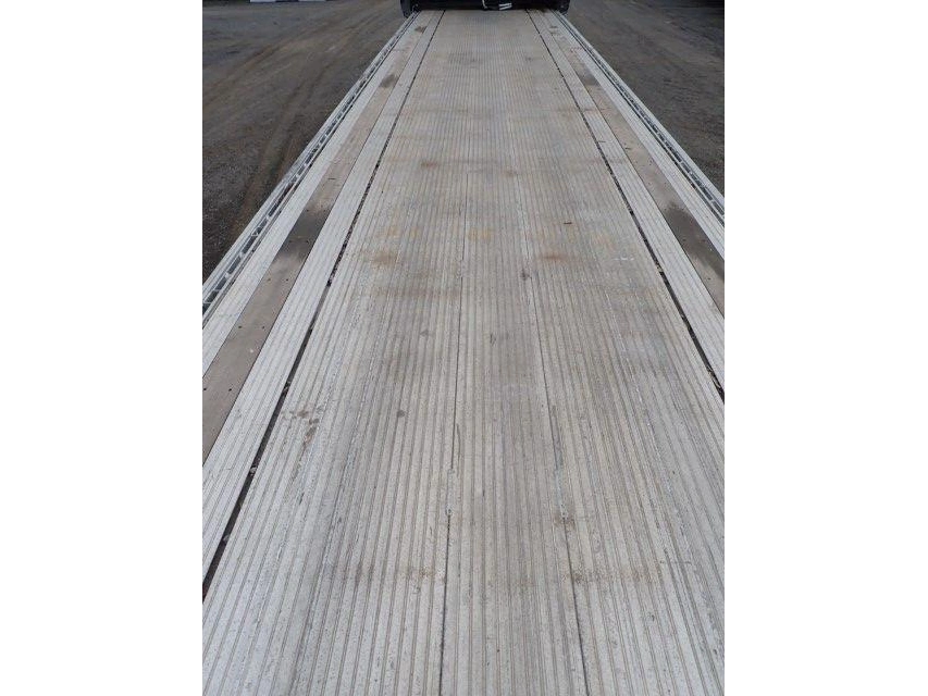 2016 Mac Flatbed
