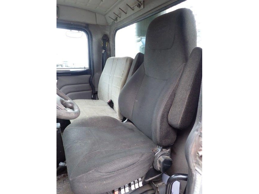 Peterbilt 325 2009