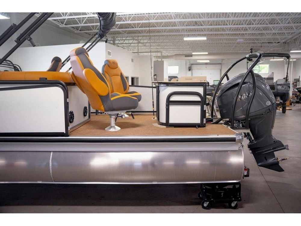 2027 Premier 230 Sunsation Angler 2pt - Cl alt