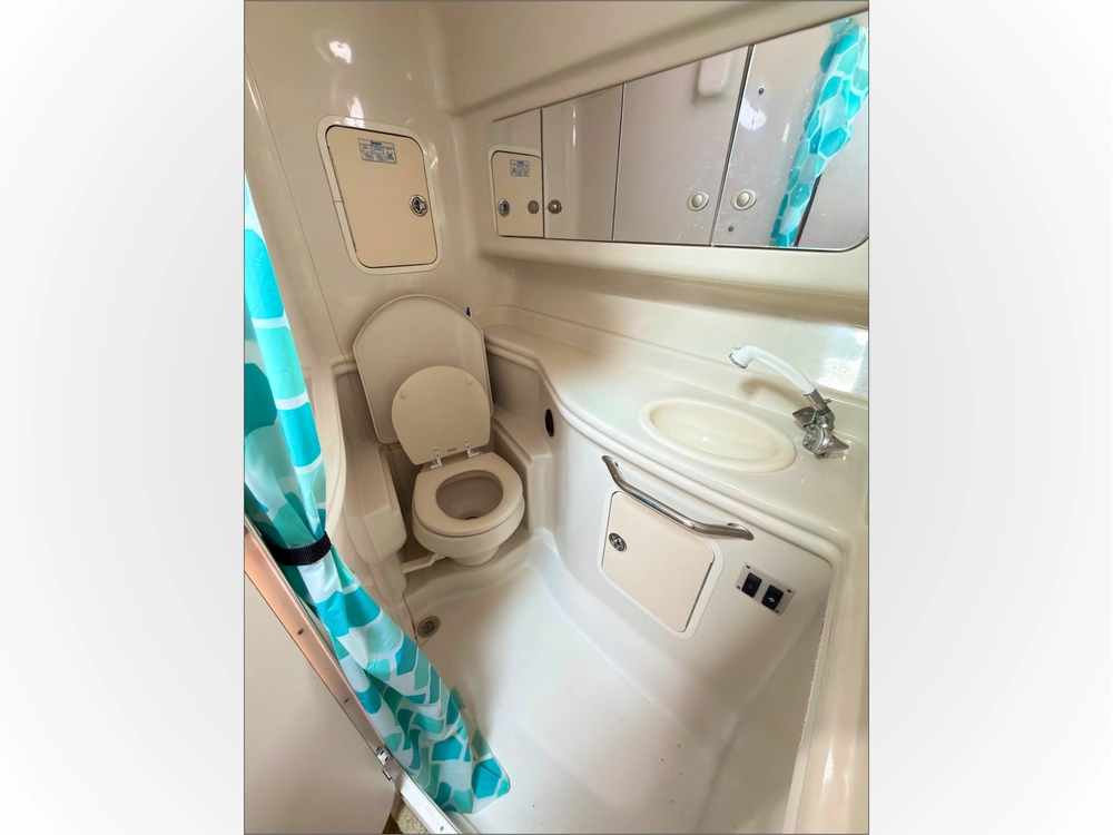 2006 Sea Ray 320 Sundancer