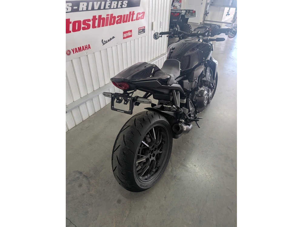 Honda Cb1000r 2023 alt
