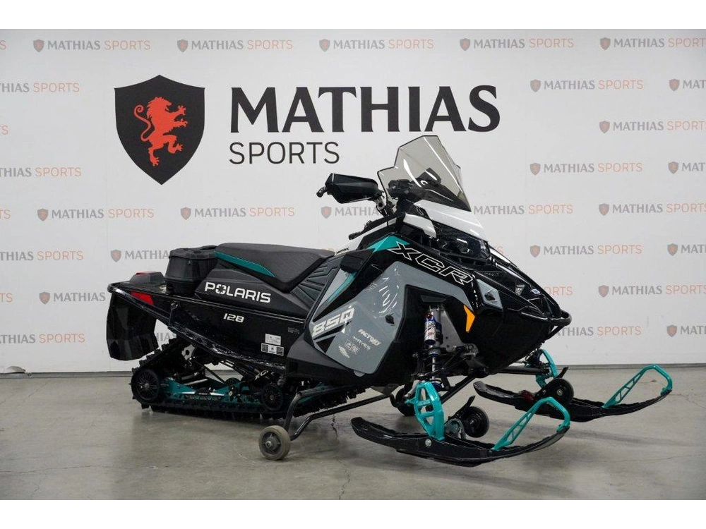 Polaris Indy Xcr 850 128 2024 alt