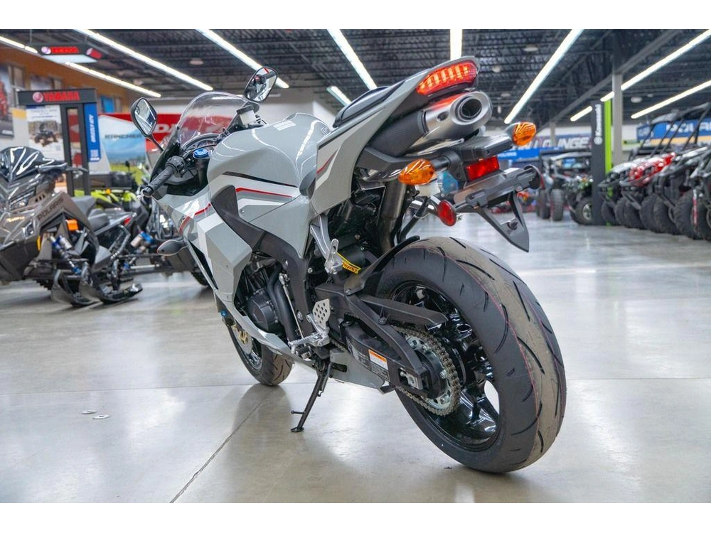 2026 Honda Cbr600rr alt