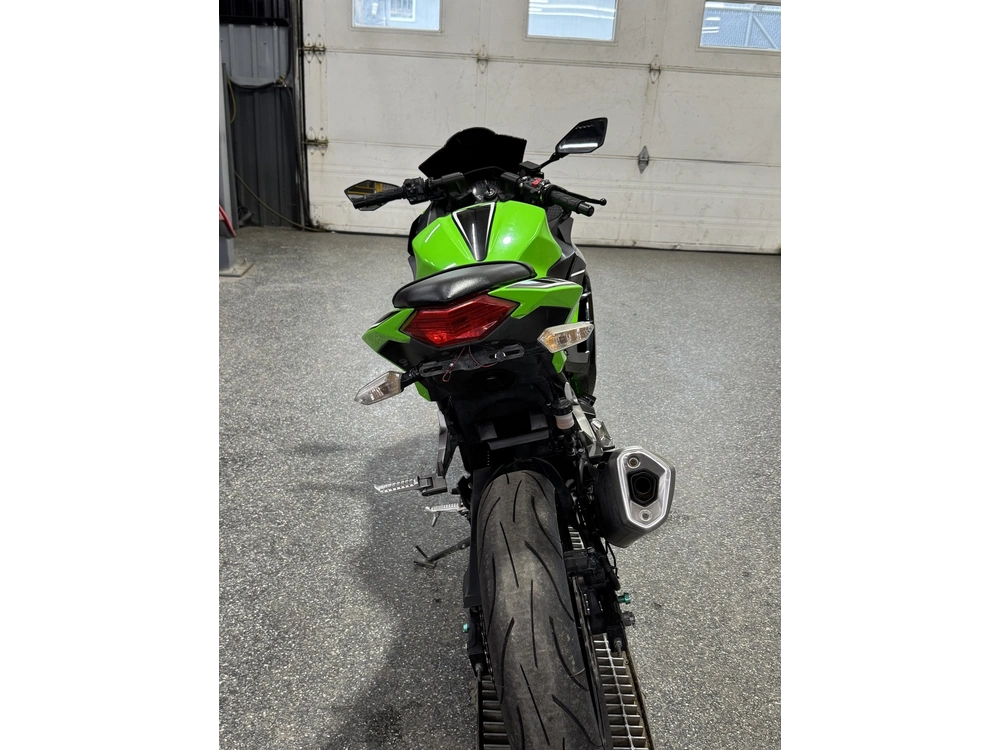 Kawasaki Ninja 300 2013 alt
