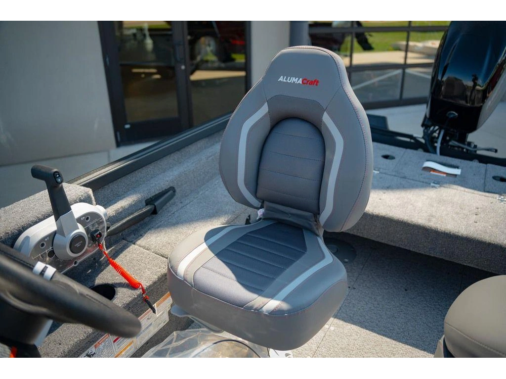 2027 Alumacraft Classic 165 Side Console alt