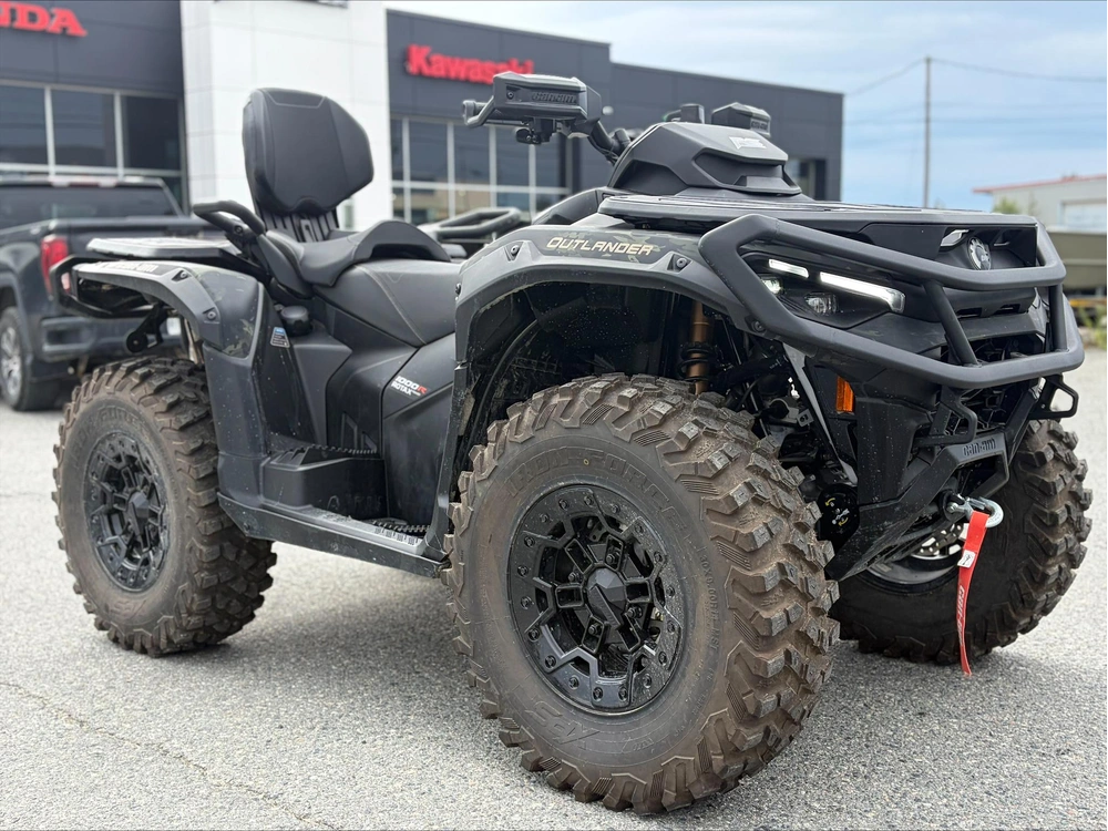 Can-am Outlander Backcountry 1000r 2026 alt