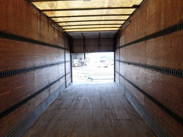 Freightliner M2106 2016
