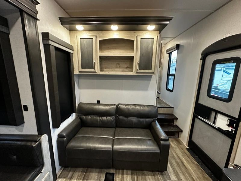 Keystone Rv Avalanche 352bh 2022 alt