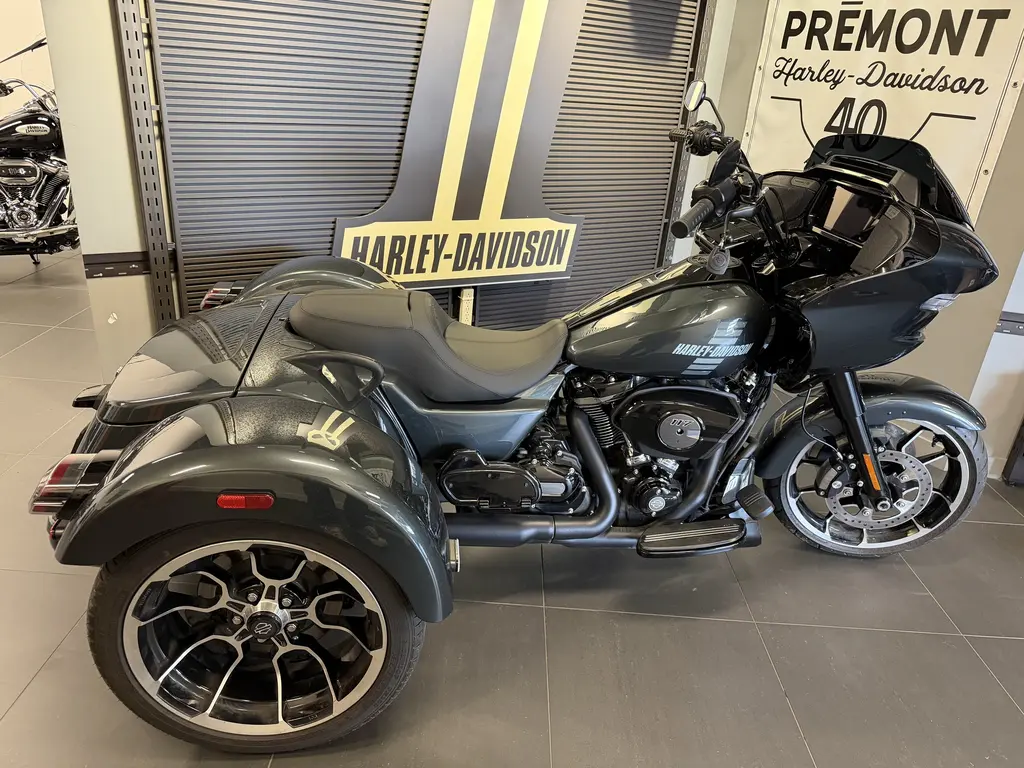 Harley-Davidson FLTRT ROAD GLIDE 3 2026