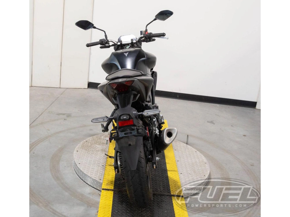 2024 Yamaha Mt-03 alt