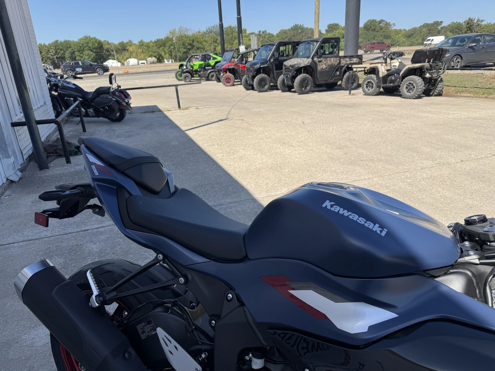 2027 Kawasaki Ninja Zx-6r alt