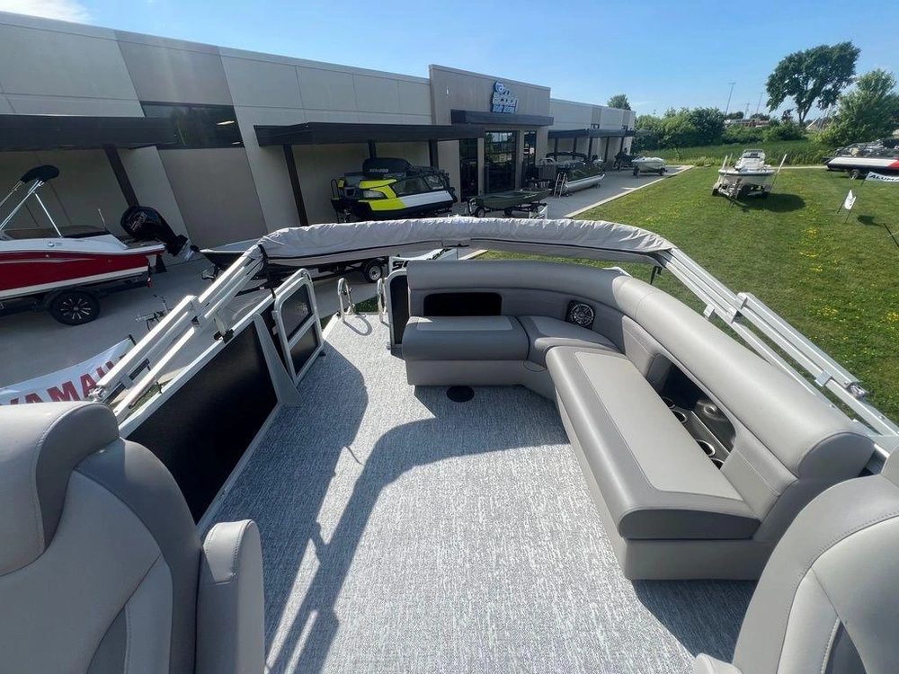 2025 Premier 230 Sunsation Re alt