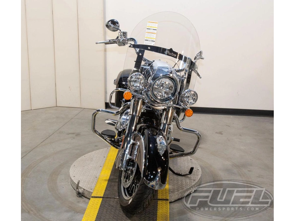 2026 Indian Motorcycle Springfield® Nara Bronze Metallic / Black Metallic alt