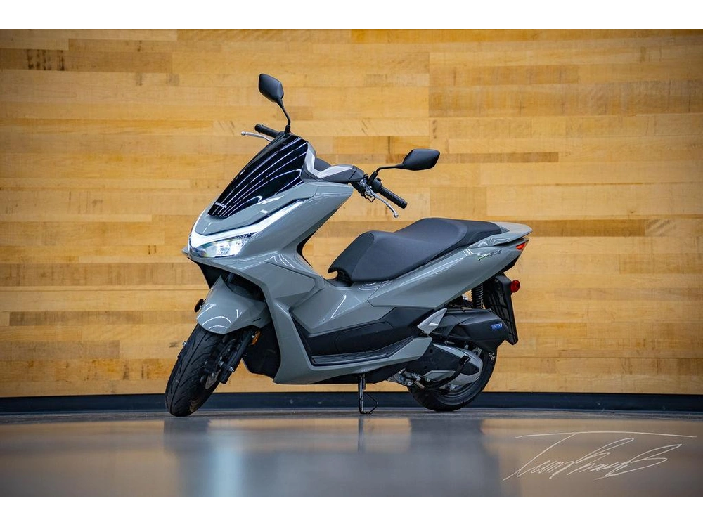 2025 Honda Pcx alt