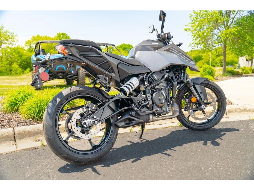 2026 Ktm 250 Duke alt