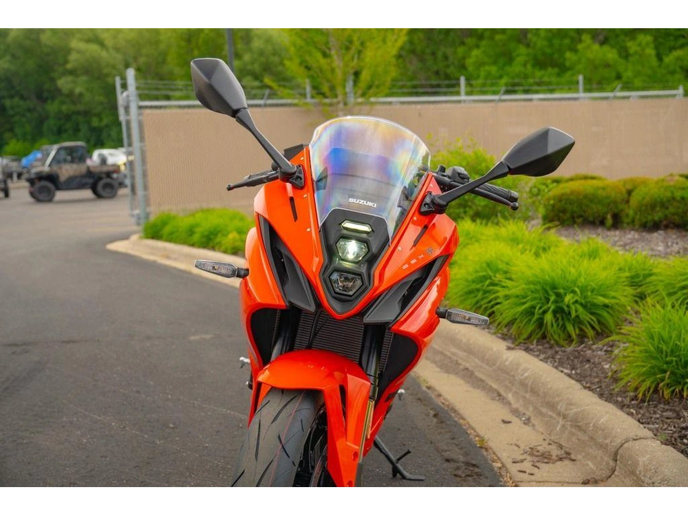 2026 Suzuki Gsx-8r alt