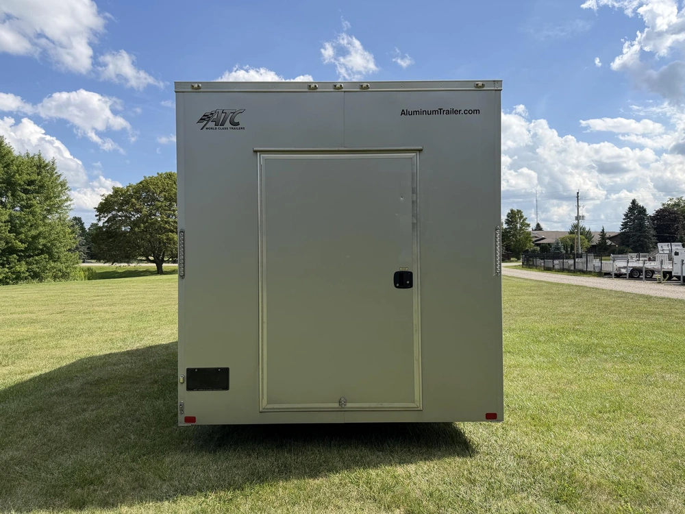 2019 Atc Aluminum Enclosed 8.5' X 16' Ta alt